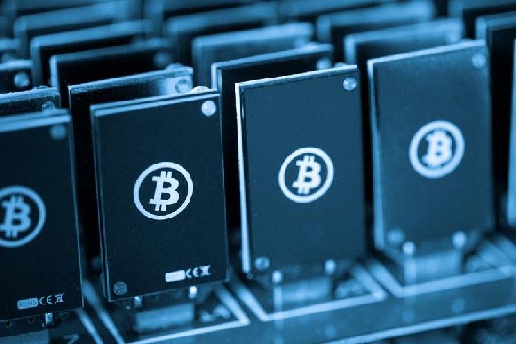 عائلة ترامب تدعم "بتكوين الأمريكية".. انخفاض التكاليف 23% في الربع الأول مع تحول التعدين نحو الذكاء الاصطناعي