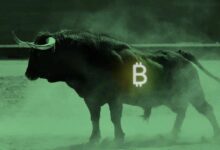 عناقيد الثيران تضغط على العرض مع انخفاض احتياطيات البورصات لأدنى مستوى في عامين