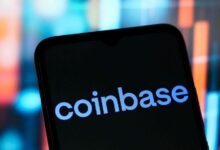 كوين بيز تعود للخدمة بعد انقطاع بسبب البنية التحتية لأمازون! إليك التفاصيل