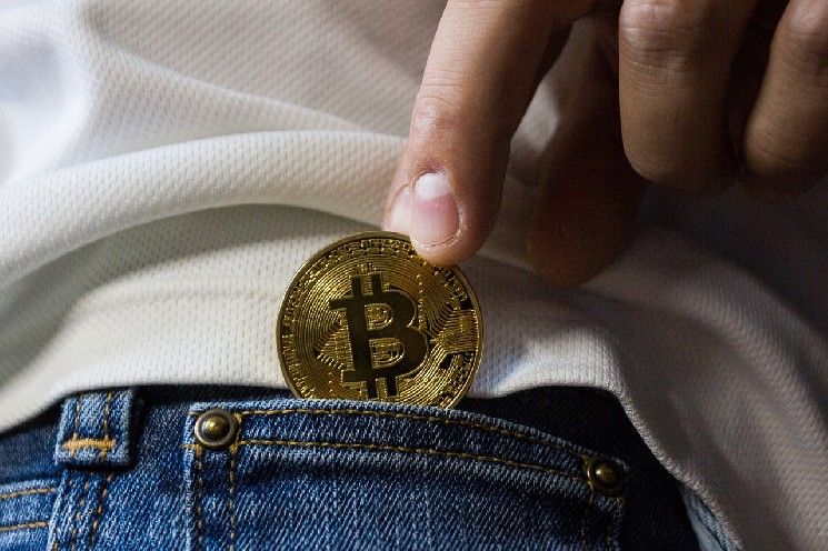 رسم خريطة انهيار سعر البيتكوين إلى 63,000 دولار: لماذا يجب على BTC استعادة هذا المستوى