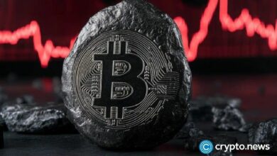 صندوق BlackRock IBIT يتصدر موجة تدفقات صناديق البيتكوين المتداولة