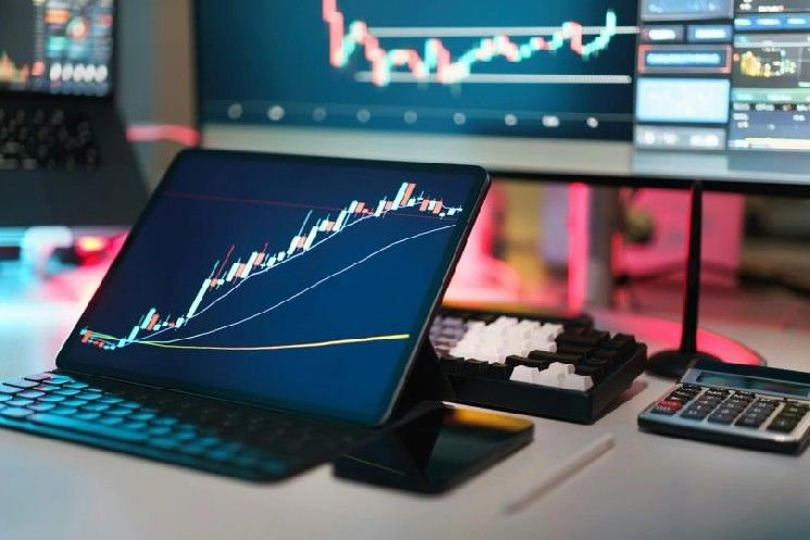 بتكوين فوق 78,000 دولار مع إقرار مجلس الشيوخ لقانون الوضوح الضريبي، و"S&P 500" يسجل مستوى قياسياً جديداً