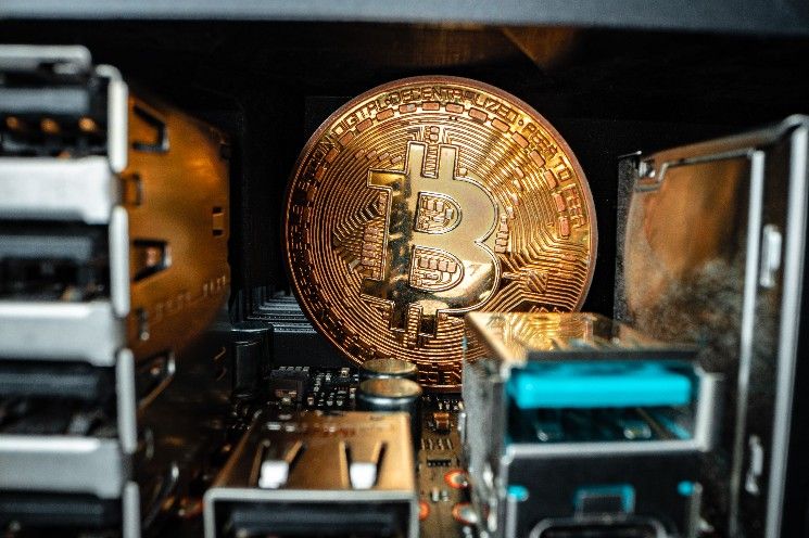 توقعات سعر البيتكوين: البيتكوين يتمسك بمنطقة 75 ألف دولار الحاسمة بينما يستهدف الثوار 90 ألف دولار