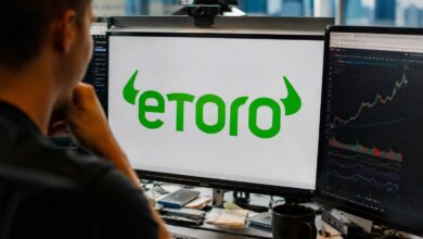 eToro يتفوق على توقعات أرباح الربع الأول مع ارتفاع تداول السلع