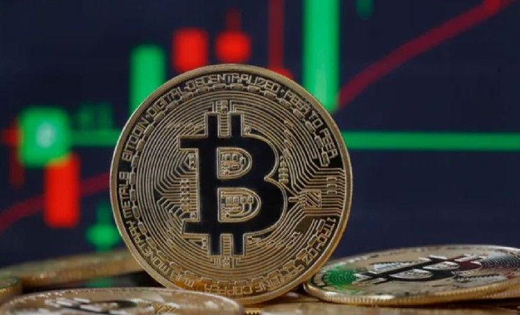 توقعات سعر البيتكوين: BTC تستهدف 90 ألف دولار بينما تواصل العملات البديلة معاناتها