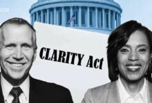 قانون CLARITY بشأن عوائد العملات المستقرة ينشر أخيرًا: مضمونه ودلالاته