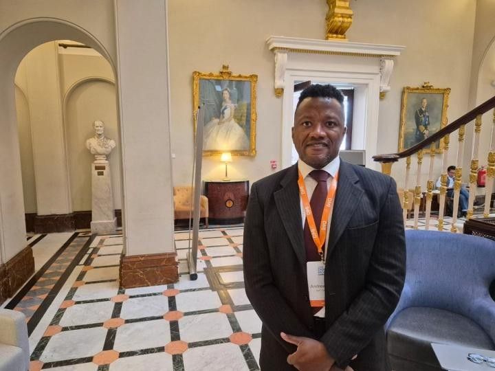 **الأطفال يتعلمون بالسقوط: لماذا انخفاض القيمة الإجمالية المقفلة (TVL) في DeFi بـ 20 مليار دولار هو مجرد اختبار إجهاد للسوق**