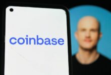 رئيس Coinbase برايان أرمسترونغ: الأسهم المُرمّزة قد تُتيح الأسواق الأمريكية لـ4 مليارات شخص غير مُمثّلين