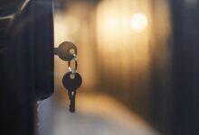 صائدو المفاتيح يستهدفون لغز بيتكوين بقيمة 58.87 مليون دولار مع 916 بيتكوين غير محلولة في 78 محفظة