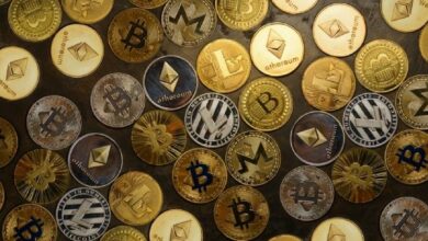 توقعات السيولة في العملات المشفرة تظلم مع تحول الاحتياطي الفيدرالي المتشدد يرفع احتمالات رفع الفائدة إلى 77%