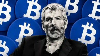 هل باعت ستراتيجي المزيد من البيتكوين الأسبوع الماضي؟ منشور سايلور "32؟" يثير المخاوف