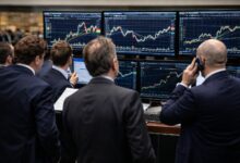 سعر شيبا إينو يواجه خطر انهيار أعمق مع تداول SHIB بنسبة 95% دون أعلى مستوى قياسي