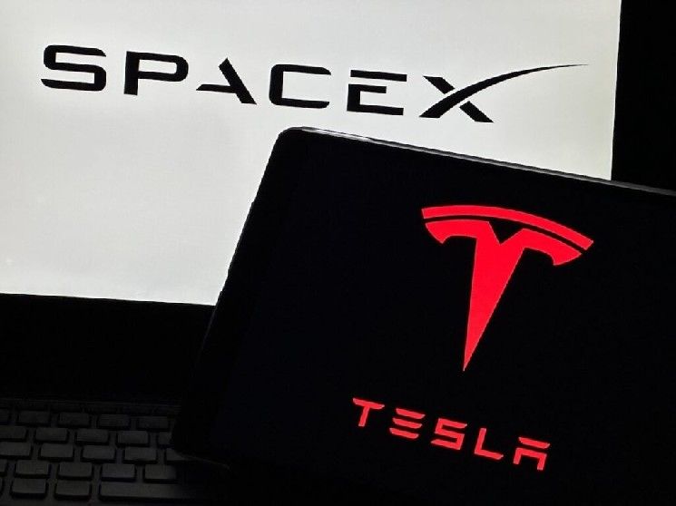 هل سيدمج إيلون ماسك شركتي SpaceX وTesla في 2026؟ سوق توقعات العملات الرقمية لا تستبعد الاحتمال