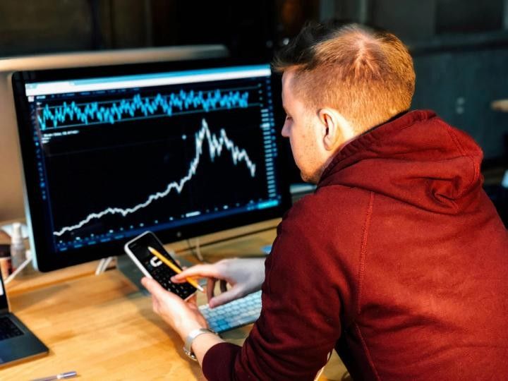 جني الأرباح من البيتكوين والإيثر وسولانا مع ترقب المتداولين لتوقيع إيران
