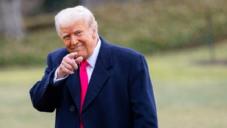 ترامب يرفض توقيع قانون الإسكان، مما يهدد الجدول الزمني لقانون الوضوح