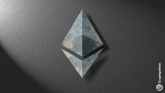 معدل تمويل إيثريوم يستقر قرب الصفر مع تراجع الرافعة المالية من المتداولين