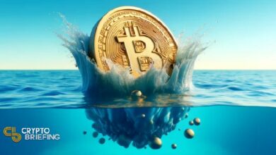 انخفاض مفاجئ للبيتكوين دون 62 ألف دولار يمحو 1.8 مليار دولار من الرهانات ذات الرافعة المالية