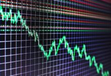 عودة بيتكوين فوق 60,000 دولار، وإيثريوم وسولانا يعوضان الخسائر مع انتعاش أسهم الذكاء الاصطناعي