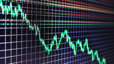 عودة بيتكوين فوق 60,000 دولار، وإيثريوم وسولانا يعوضان الخسائر مع انتعاش أسهم الذكاء الاصطناعي