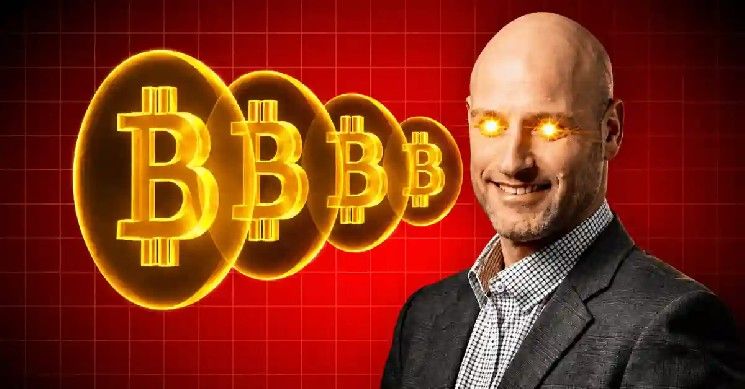 حوت مرتبط بمؤسس إيثريوم ينقل 80,001 ETH.. هل هو يبيع عملته؟