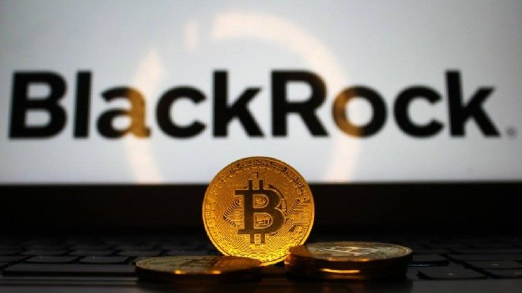 **تراجع صندوق Blackrock’s IBIT بخروج أسبوعي قدره 773 مليون دولار بينما تخسر صناديق البيتكوين المتداولة 527 مليون دولار**