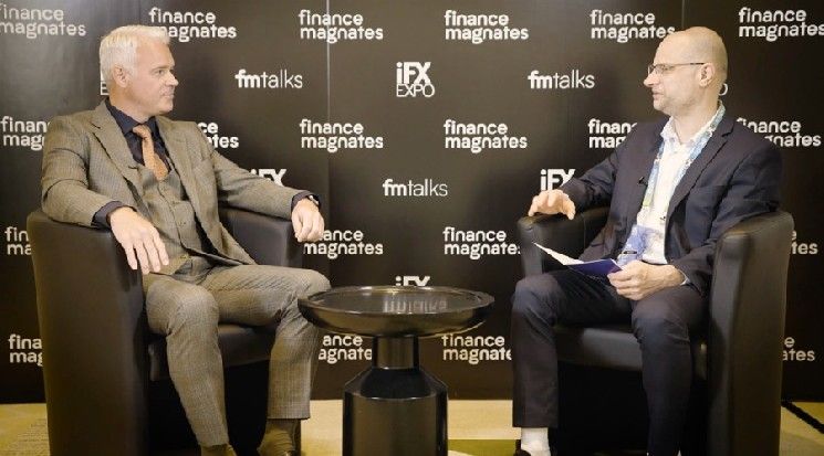 المدفوعات بالعملات الرقمية للتجار: لماذا التعليم هو الحاجز الحقيقي وليس التكنولوجيا
