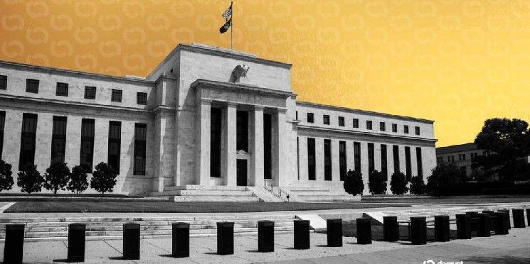 مُتداولو أسواق التوقعات يستعدون لزيادة مفاجئة في أسعار الفائدة من الاحتياطي الفيدرالي