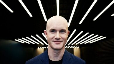 مدير Coinbase يغير صورة حسابه! عملة الميم تحقق ارتفاعًا قياسيًا! التفاصيل