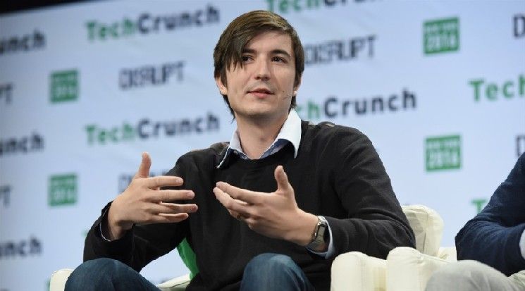 **"رُوبِن هود تُعلن عن جولة تمويلها الاستثمارية وشركات Y Combinator كطُعم"**