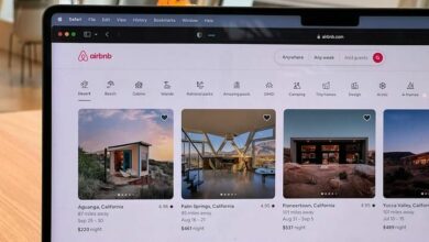 مدير Airbnb التنفيذي يعلن اختراق حسابه على X ونشر محتوى زائف بالذكاء الاصطناعي حول الترميز