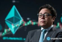 "توم لي يتوقع أن توحد إيثريوم بين وول ستريت والعملات الرقمية"