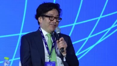 "محلل Fundstrat يكتشف إشارة قاع رئيسية لسوق العملات الرقمية"