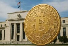 بيتكوين يتأرجح مجدداً بعد تثبيت الفيدرالي للفائدة وإعادة تقييم المتداولين للتوقعات