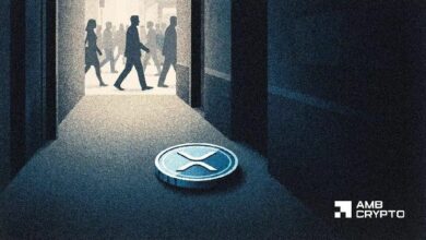 XRP يحافظ على مستوى 1 دولار – هل يمكن أن يفاجئ السوقَ ضغطُ البائعين على المكشوف؟