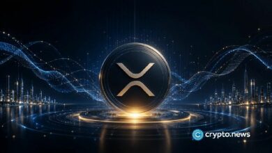 سعر XRP يحافظ على 1$ مع تسجيل تدفقات الحيتان أدنى مستوى منذ 2021، هل اقترب الارتداد؟