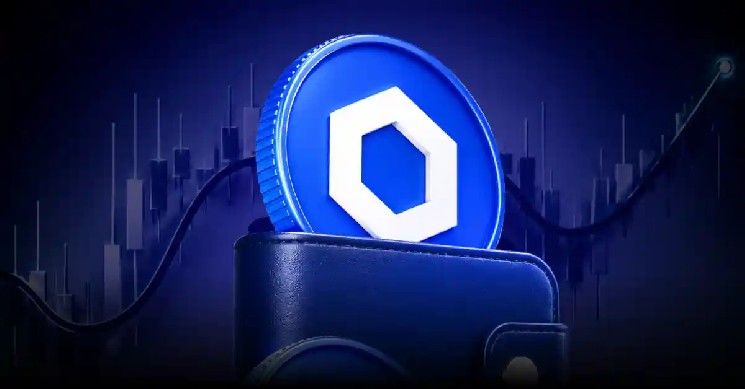 تدفقات Chainlink الخارجة من البورصات تسجل أعلى مستوى شهري—هل يستعد سعر LINK لاختراق صاعد؟