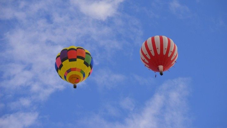 متداولو البيتكوين يراهنون بـ 2.9 مليون دولار على قفزة سعرية سريعة فوق 82,000 دولار