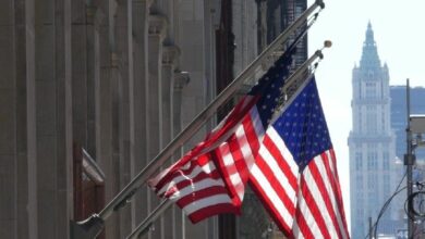 نيويورك تحذر من العملات المشفرة والذكاء الاصطناعي المزيفين مع بلوغ خسائر الاحتيال 8 مليارات دولار