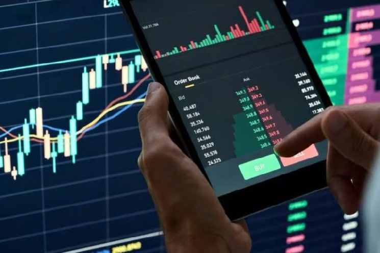 متداول عملات رقمية يحوّل 875 دولارًا إلى 797,000 دولار في يومين