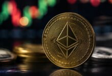 انخفاض سعر إيثريوم: هل يدفع حد التخزين ETH نحو أدنى مستوياته السنوية؟