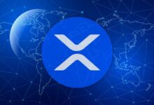 الحيتان تضخ 380 مليون عملة XRP لحماية الدعم النفسي عند دولار واحد