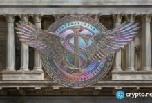 البنوك تدرس العملات المستقرة وسط تنامي المنافسة في المدفوعات: WSJ