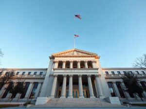 لجنة الأوراق المالية تفتح باب التعليق العام على مقترح CBOE لإطلاق أول صناديق تداول 3x للبيتكوين والإيثريوم في أمريكا
