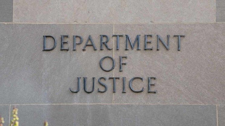 بيتكوين المسروقة في قلب مؤامرة اختطاف.. 3 متهمين يواجهون 20 عامًا
