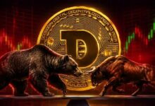 بيتكوين: لماذا يتماسك سعر BTC رغم الضغوط المؤسسية الكبيرة؟ صراع الثيران والدببة