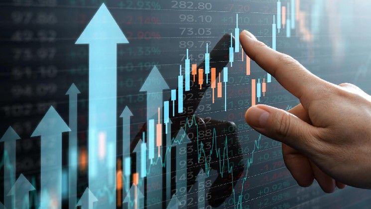 إيثير تقفز 18% إلى 2,250 دولارًا مع تجاوز البيتكوين 69,000 دولار في انتعاش واسع للعملات الرقمية