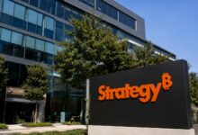 لماذا ترتفع أسهم Strategy (MSTR) بنسبة 12% اليوم؟