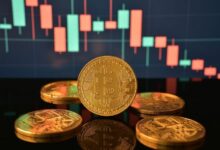 بيتكوين ودوجكوين يرتفعان؛ إيثريوم وريبل تتراجعان amid تحذير ترامب الأخير لإيران: محلل يقول إن "قاع" بيتكوين لم يُأكد بعد