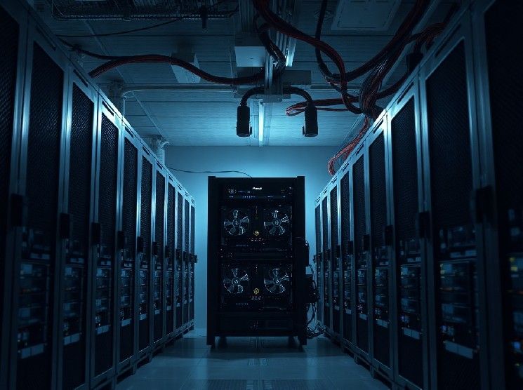 كنان تبيع حيازاتها من العملات الرقمية لتمويل إعادة شراء الأسهم