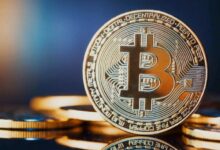 توقعات سعر البيتكوين: BTC يستهدف كسر 65 ألف دولار بعد موجة تصفية محتملة عند 62.2 ألف